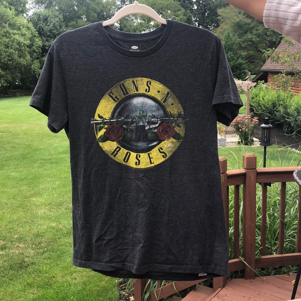 Old Navy T-shirt